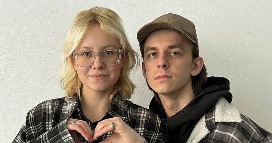 Ryska gatumusiker i exil efter repression mot antikrigslåtar